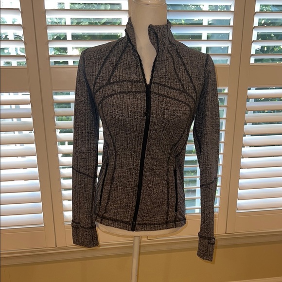 Women's Black and Gray Zip-Up Jacket - Picture 1 of 6